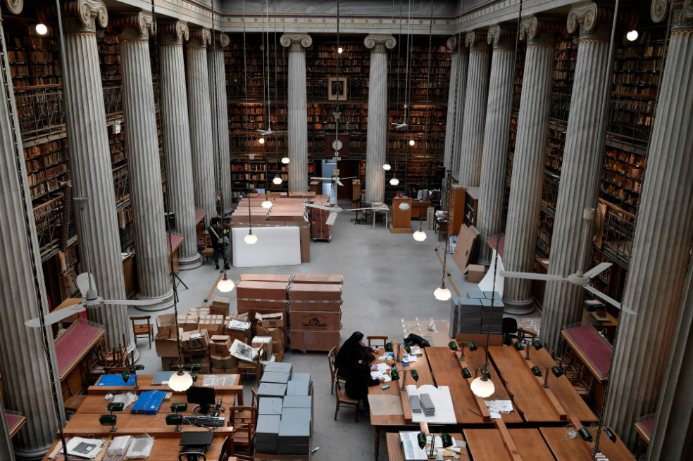 Arranca mudanza histórica para la biblioteca nacional de Grecia