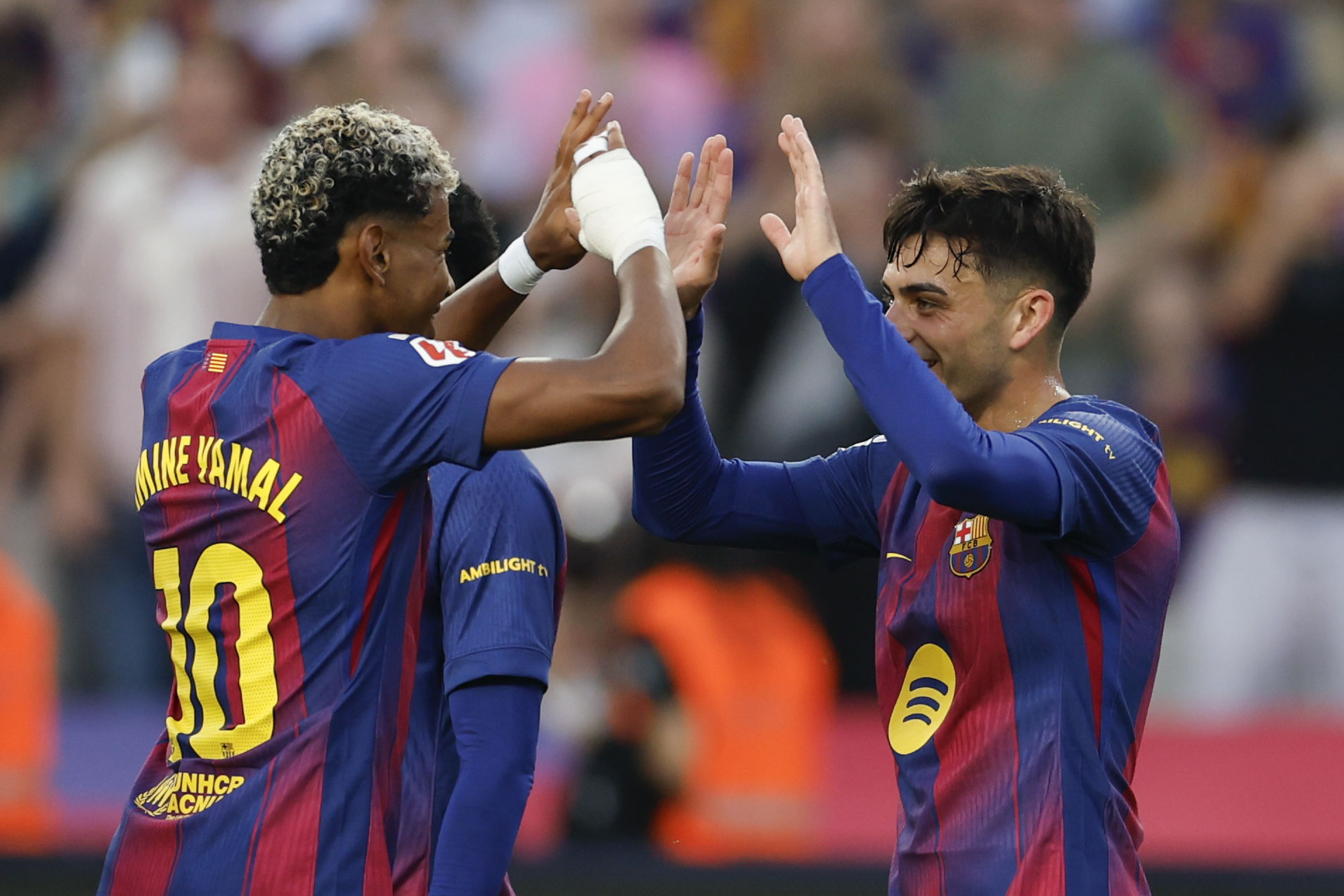¡Qué clase, Pedri! Así fue su golazo en la victoria agónica de Barcelona