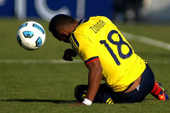 Zúñiga y Cuadrado retrasan llegada a Colombia