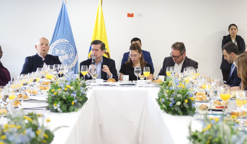 Ministro Cristo presenta su plan de choque al Acuerdo de Paz a la comunidad internacional