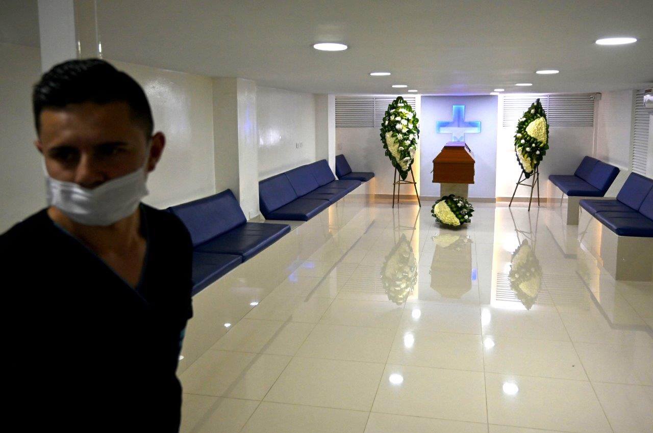 "Ya es hora de tener escenarios de contagio y de mortalidad planeados": funerarias
