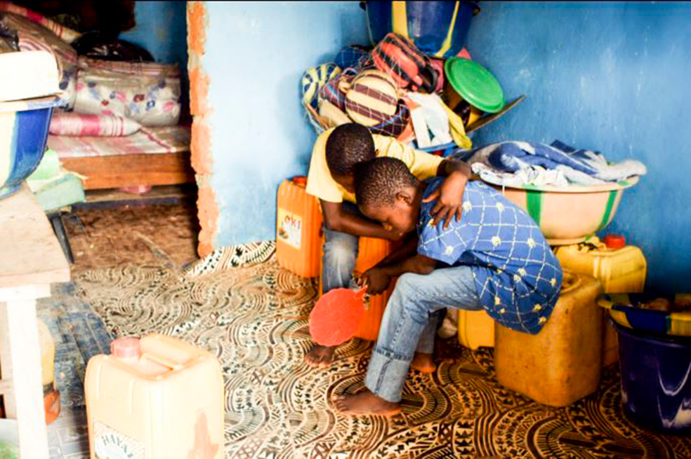 Los niños huérfanos que dejó el ébola