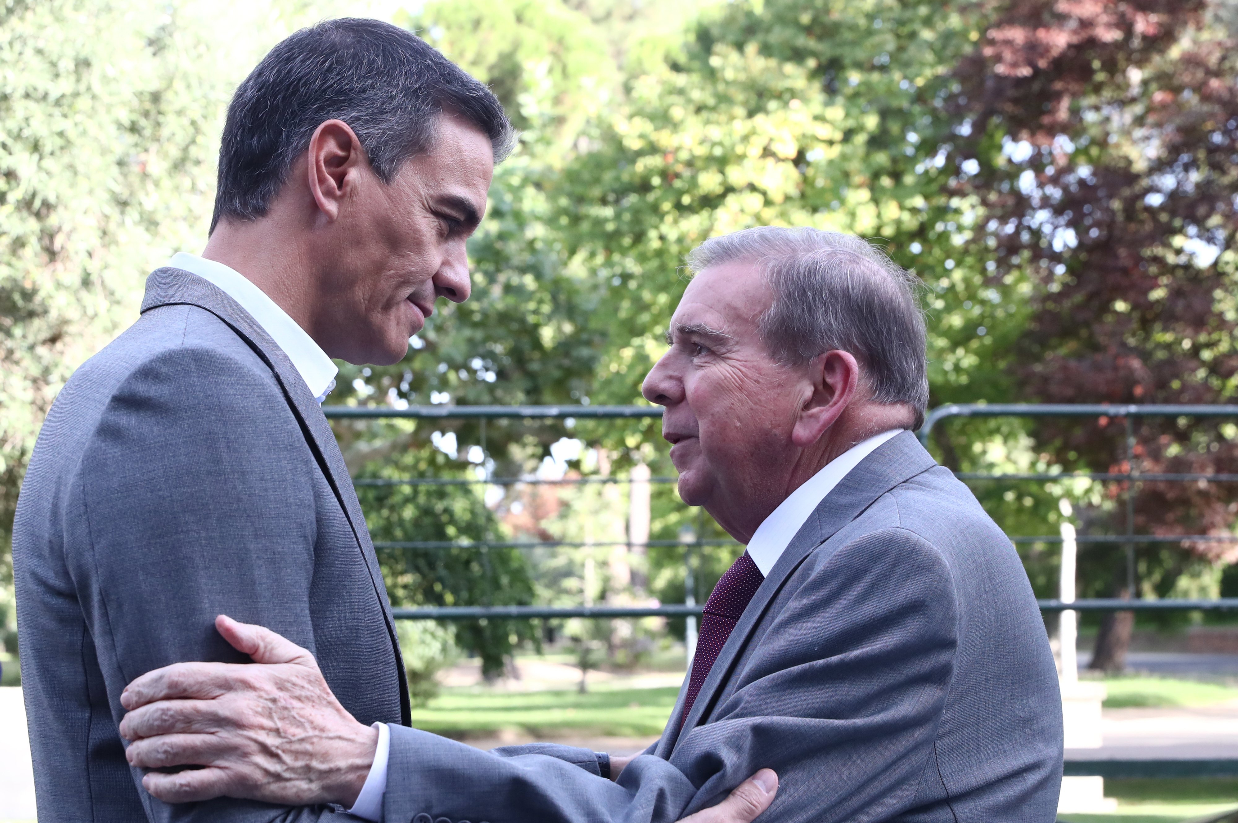 Sánchez recibió a Edmundo González: “España trabaja por la democracia venezolana”
