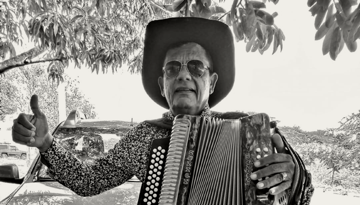 José Jayk, cantante de música vallenata.