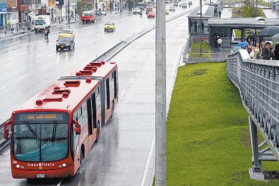 Minhacienda garantiza recursos para fases II y III de Transmilenio en Soacha