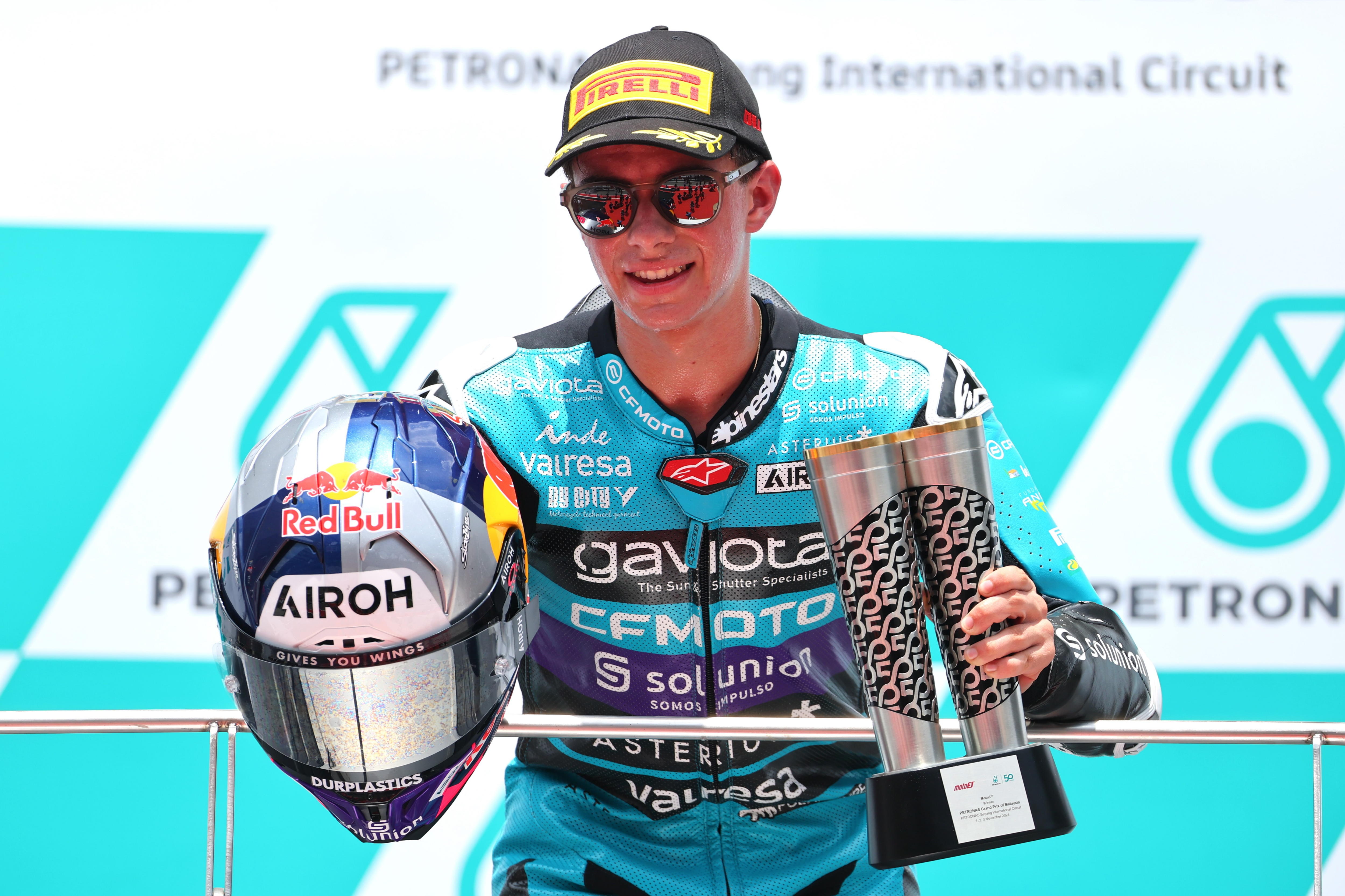 David Alonso, imparable: ganó en Malasia y amplió su récord histórico en Moto3