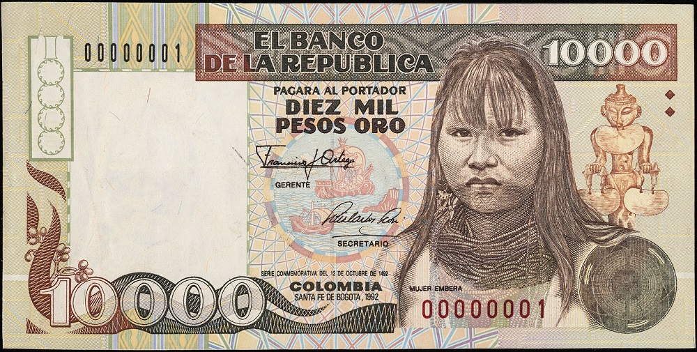 Banco de la RepúblicaAdemás, en la muestra también están exhibidas monedas de oro, billetes de 50 centavos y de un peso que fueron emitidos en el siglo XVII. Del mismo modo, en la exposición se podrán conocer los diferentes elementos de seguridad empleados en la producción de billetes, así como los papeles y tintas que han sido utilizados para su emisión.