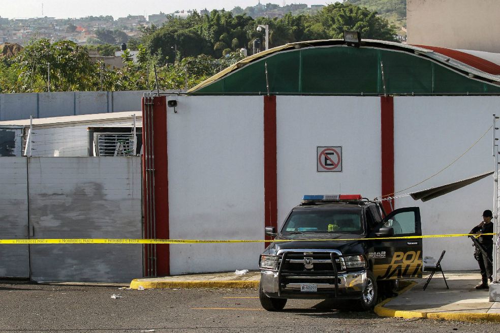 Forenses acuden a Jalisco para identificar más de 300 cadáveres abandonados