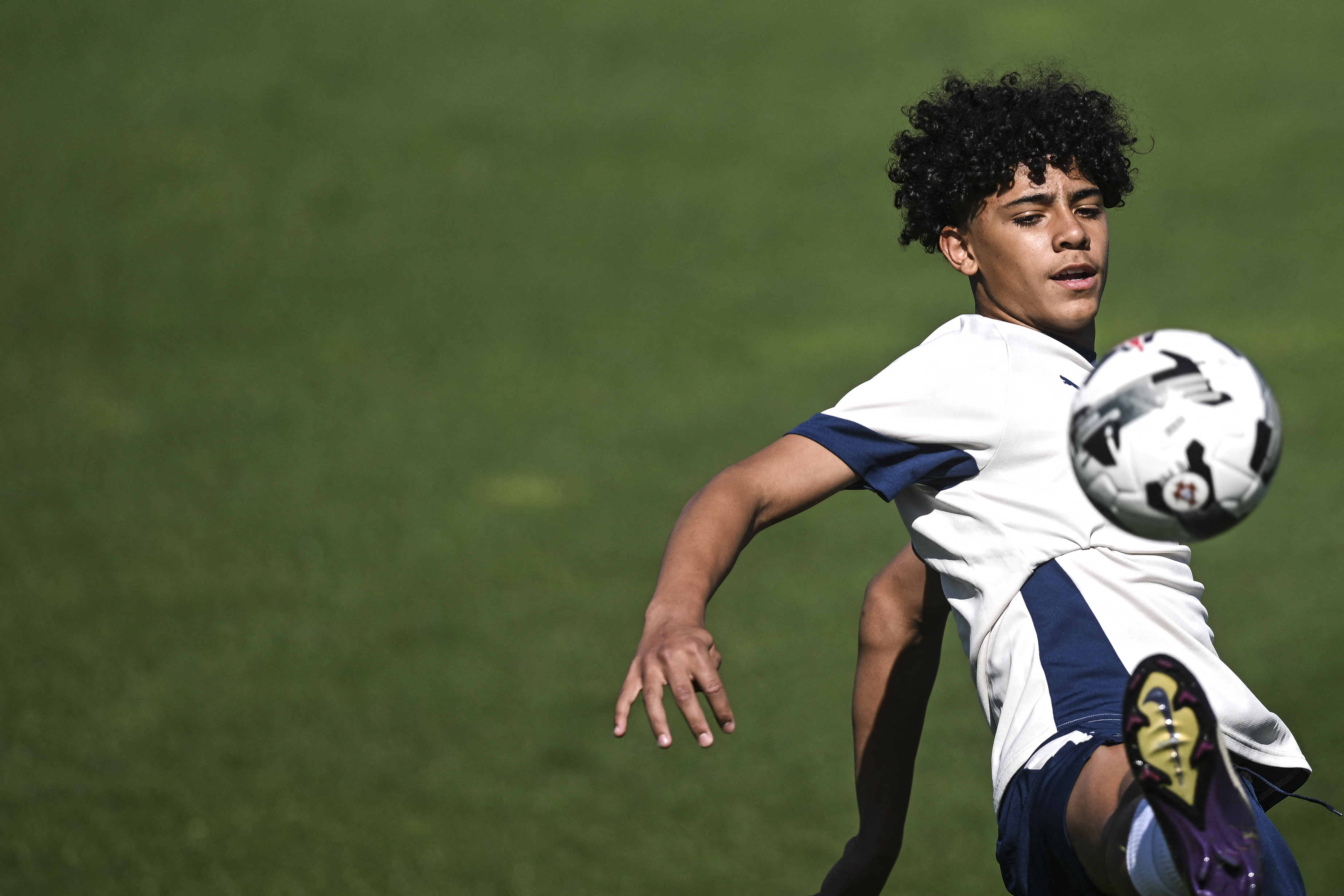 ‘Cristianinho’, sangre ganadora: doblete y título con Portugal para el hijo de CR7