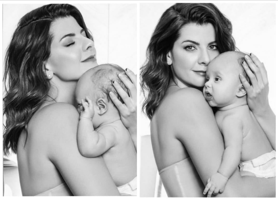 Carolina Cruz con su hijo Salvador.