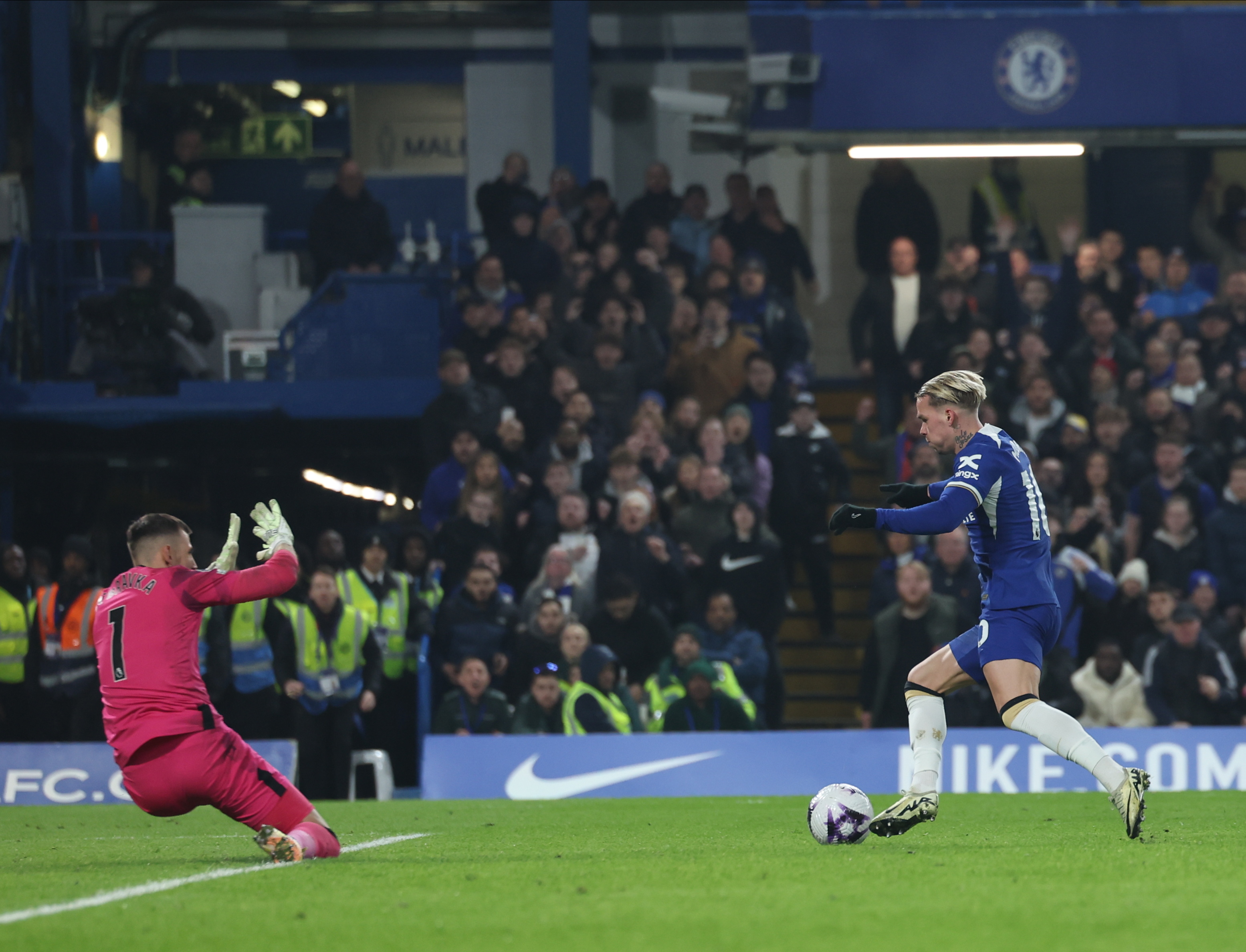 Vea los goles de la victoria de Chelsea sobre Newcastle en Premier League
