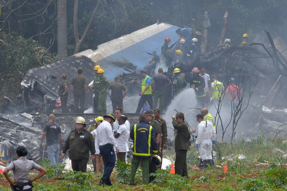 Se estrella avión con más de 100 pasajeros en aeropuerto de La Habana