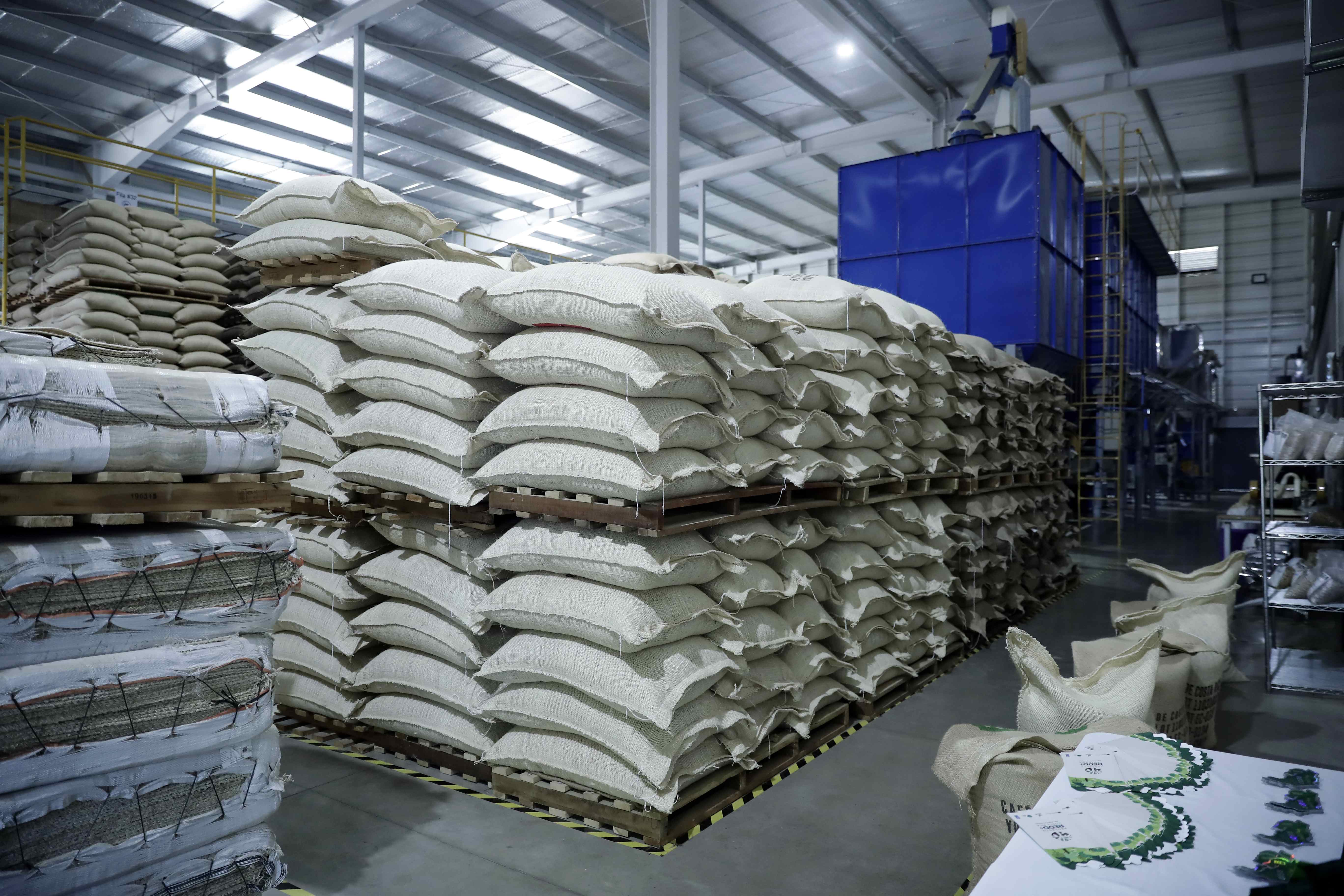 Dificultades logísticas complican el buen momento de las exportaciones de café