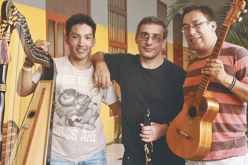 Los latinos del festival