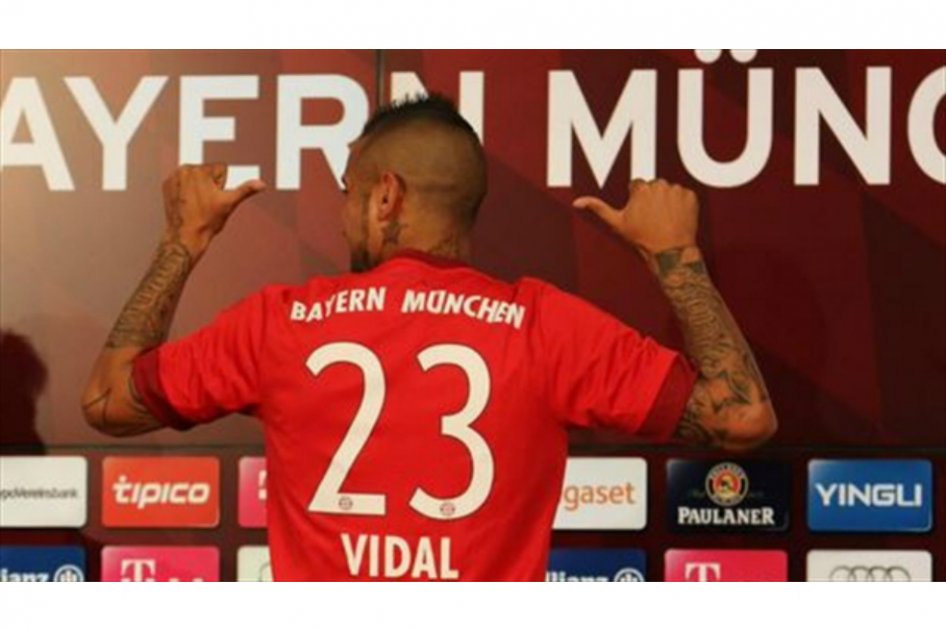 Arturo Vidal firma por cuatro años con el Bayern