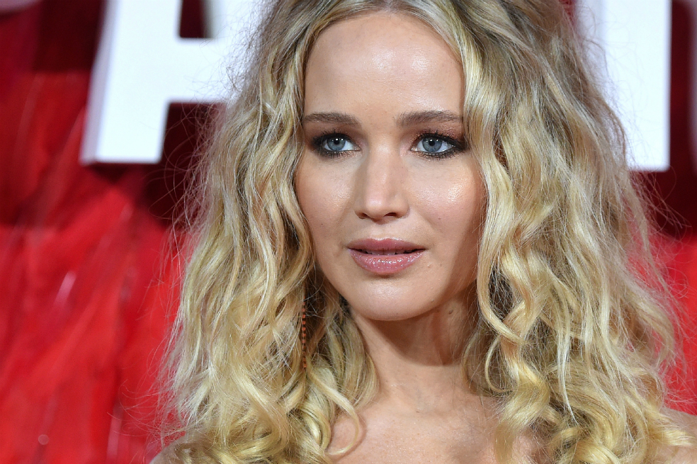 «Esto no es feminismo»: Jennifer Lawrence responde a la polémica por su vestido