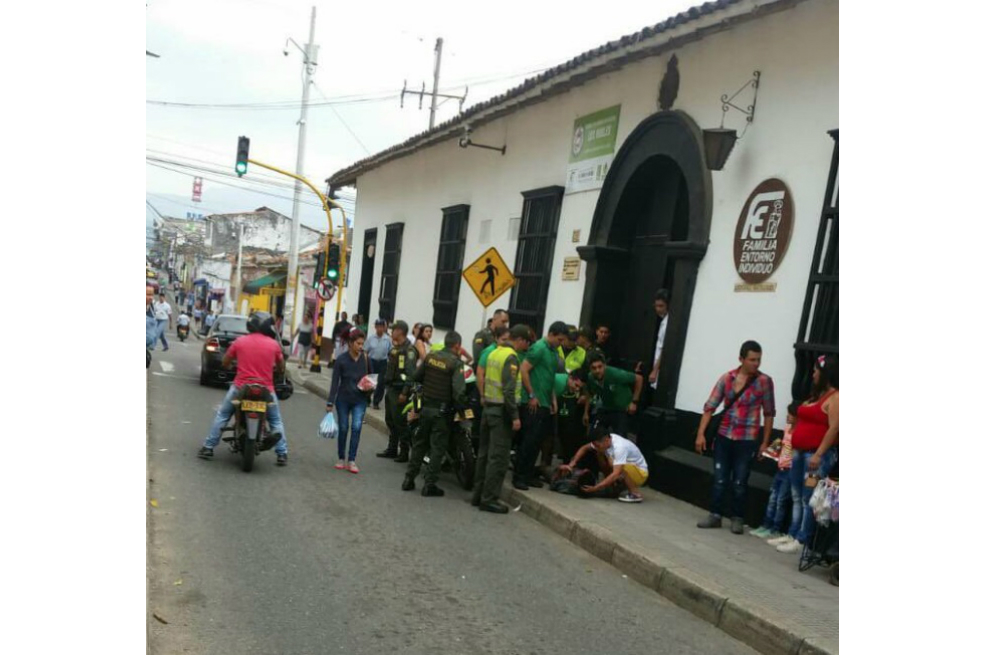 Mueren tres jóvenes tras incendio en correccional de Piedecuesta (Santander)