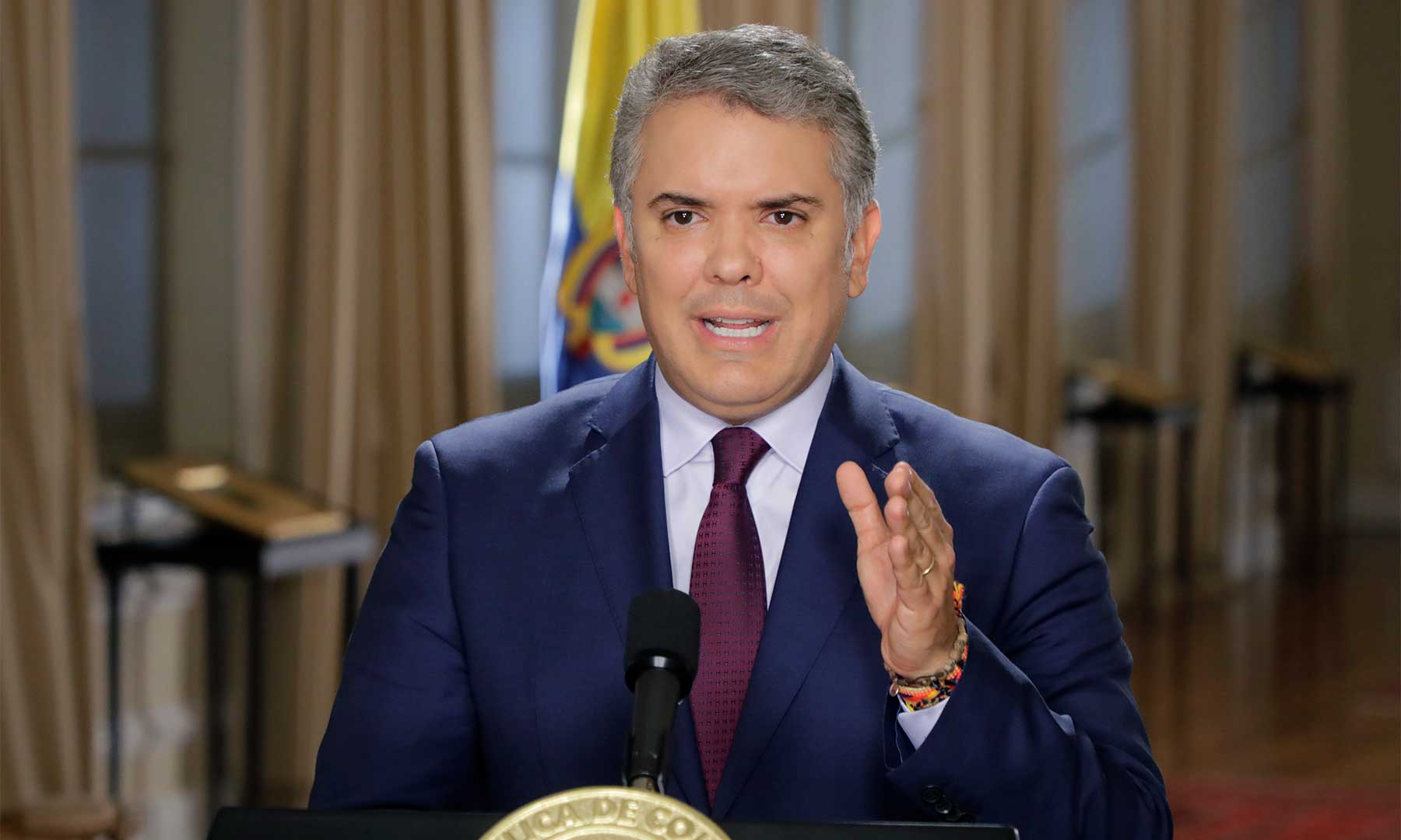 El Gobierno respeta la Constitución y, por ende, la separación de poderes. No obstante, compartimos la indignación del pueblo colombiano por la decisión de la JEP de ordenar la libertad del sindicado por narcotráfico en EEUU, alias Jesús Santrich.
