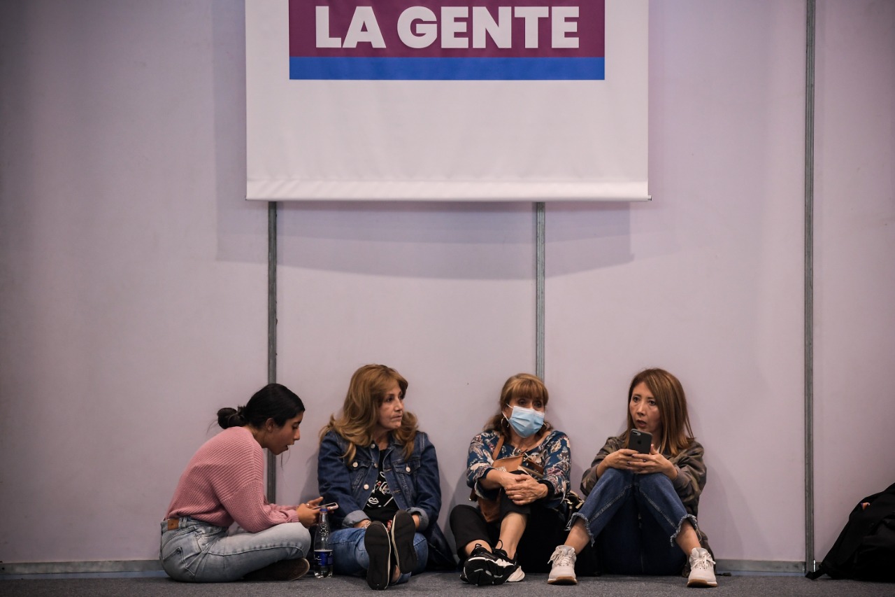 Así se recibieron los resultados en la sede de campaña.