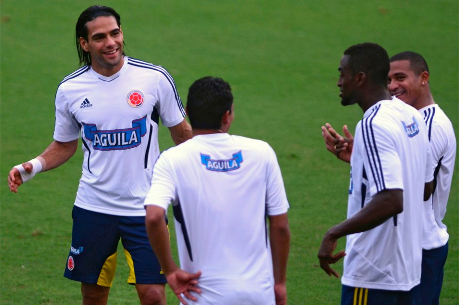 Falcao está a la altura de Messi y Ronaldo: Luis Aragonés