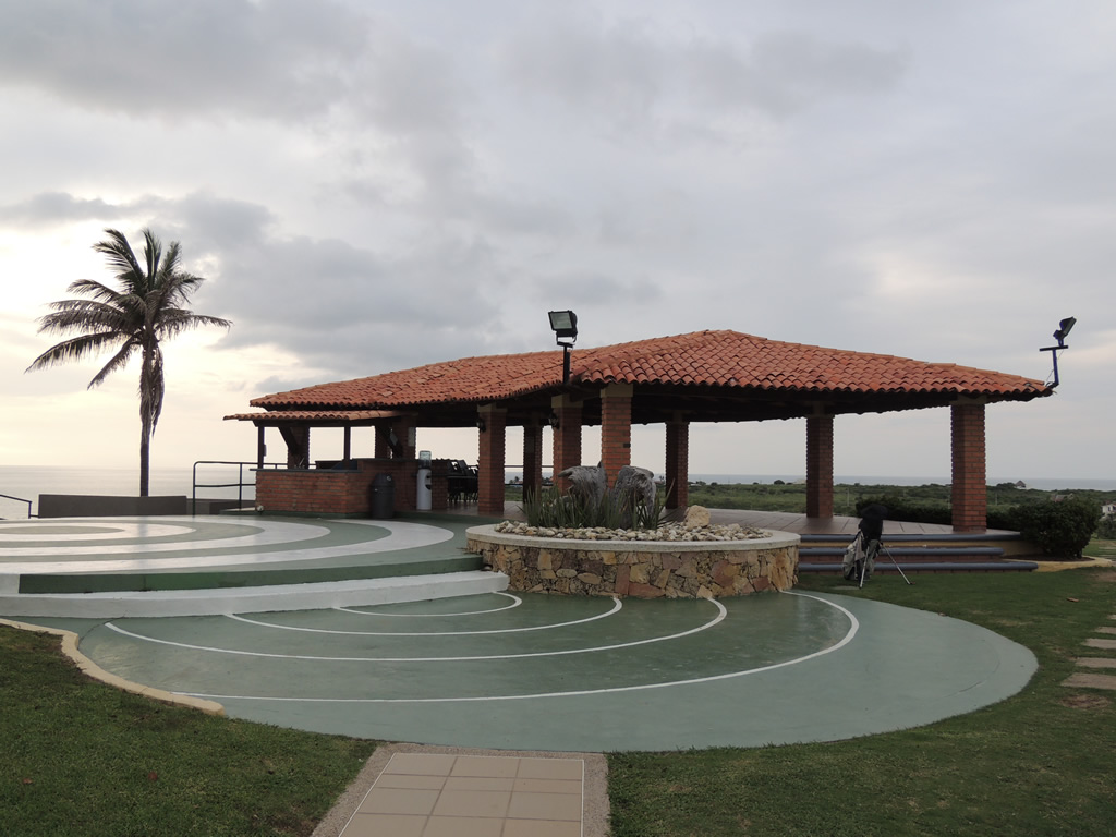 Por escándalo sexual en el Country Club salió el secretario de Hacienda de Bolívar