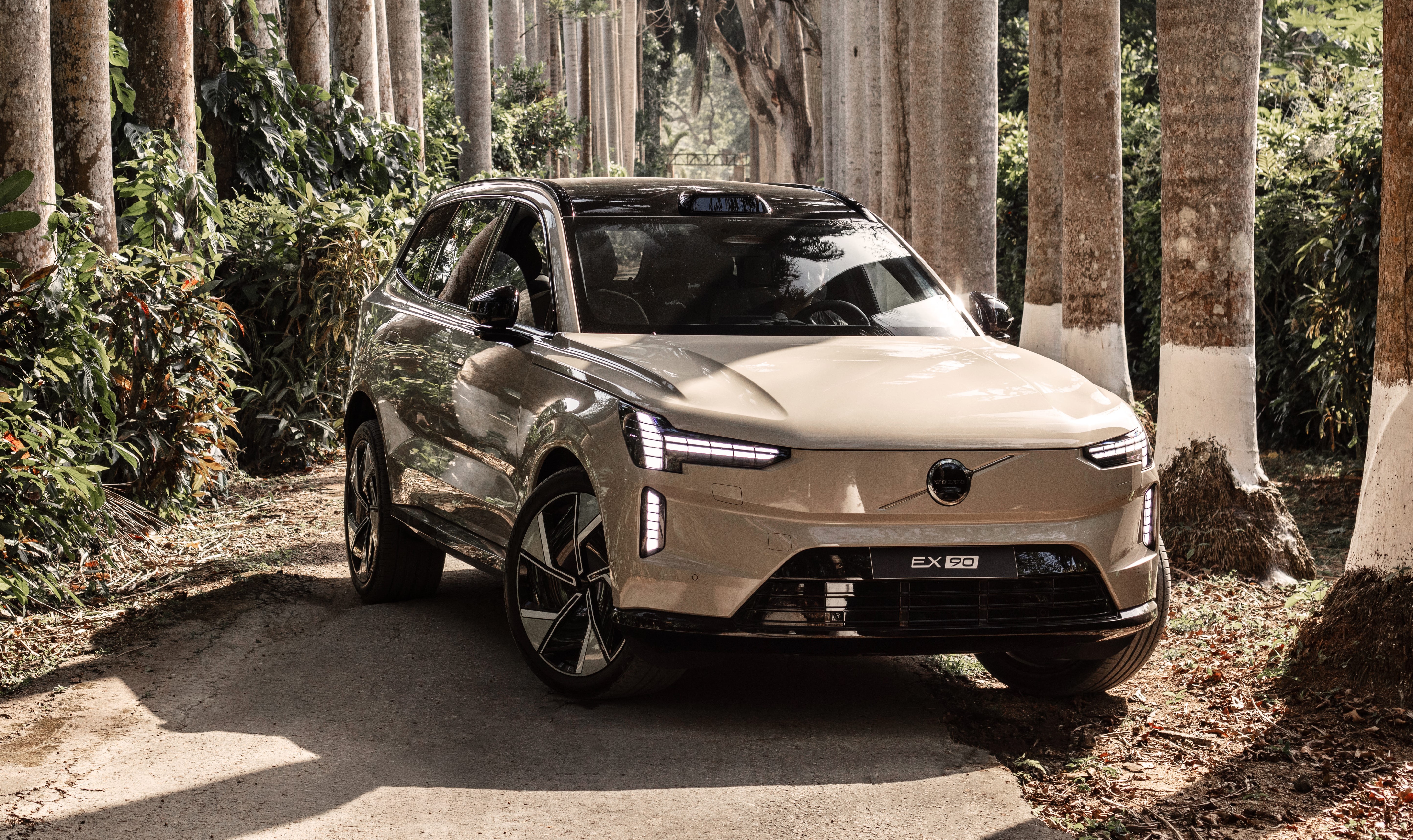 Volvo EX90 es la nueva camioneta eléctrica de la marca en Colombia
