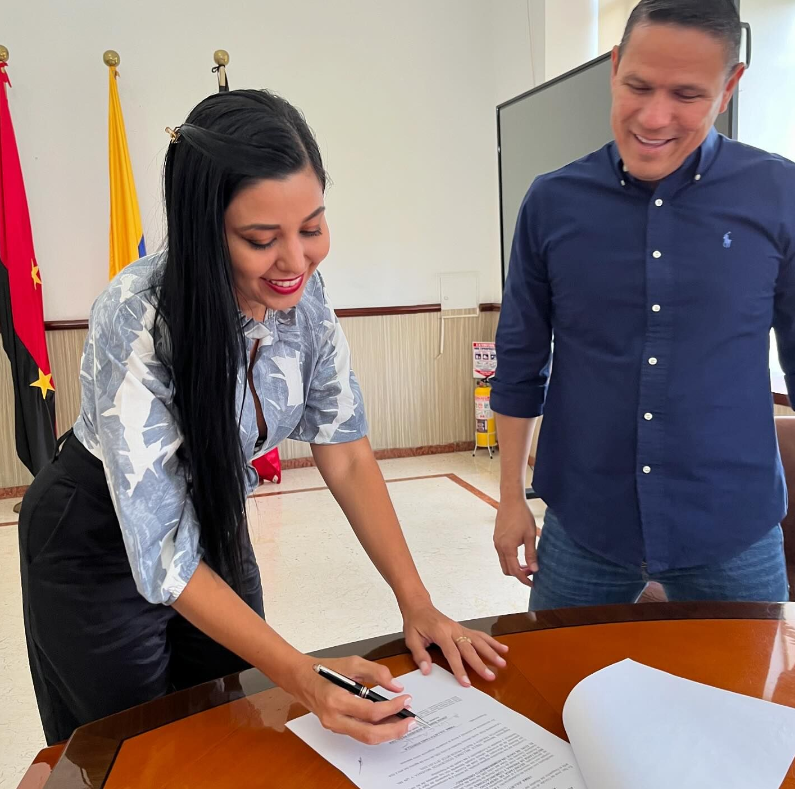 Experiodista Julieth Cano Noticias Caracol