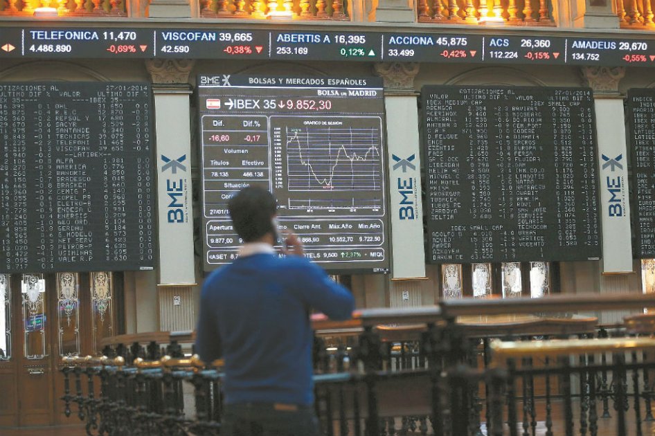 El jueves, tras los anuncios de la FED, los activos mundiales se depreciaron en US$1,7 billones. / EFE