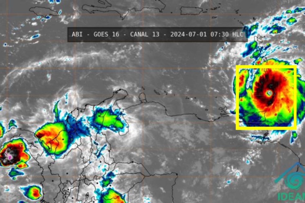 Huracán Beryl se fortalece a categoría 4 y llega a las islas del Caribe