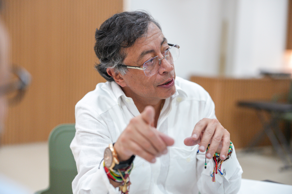 Tres años, tres Petros