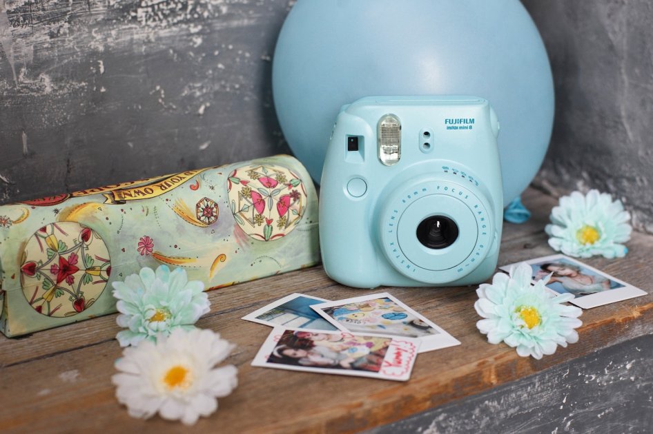 Fujifilm le apuesta a la fotografía instantánea con la Instax mini 8