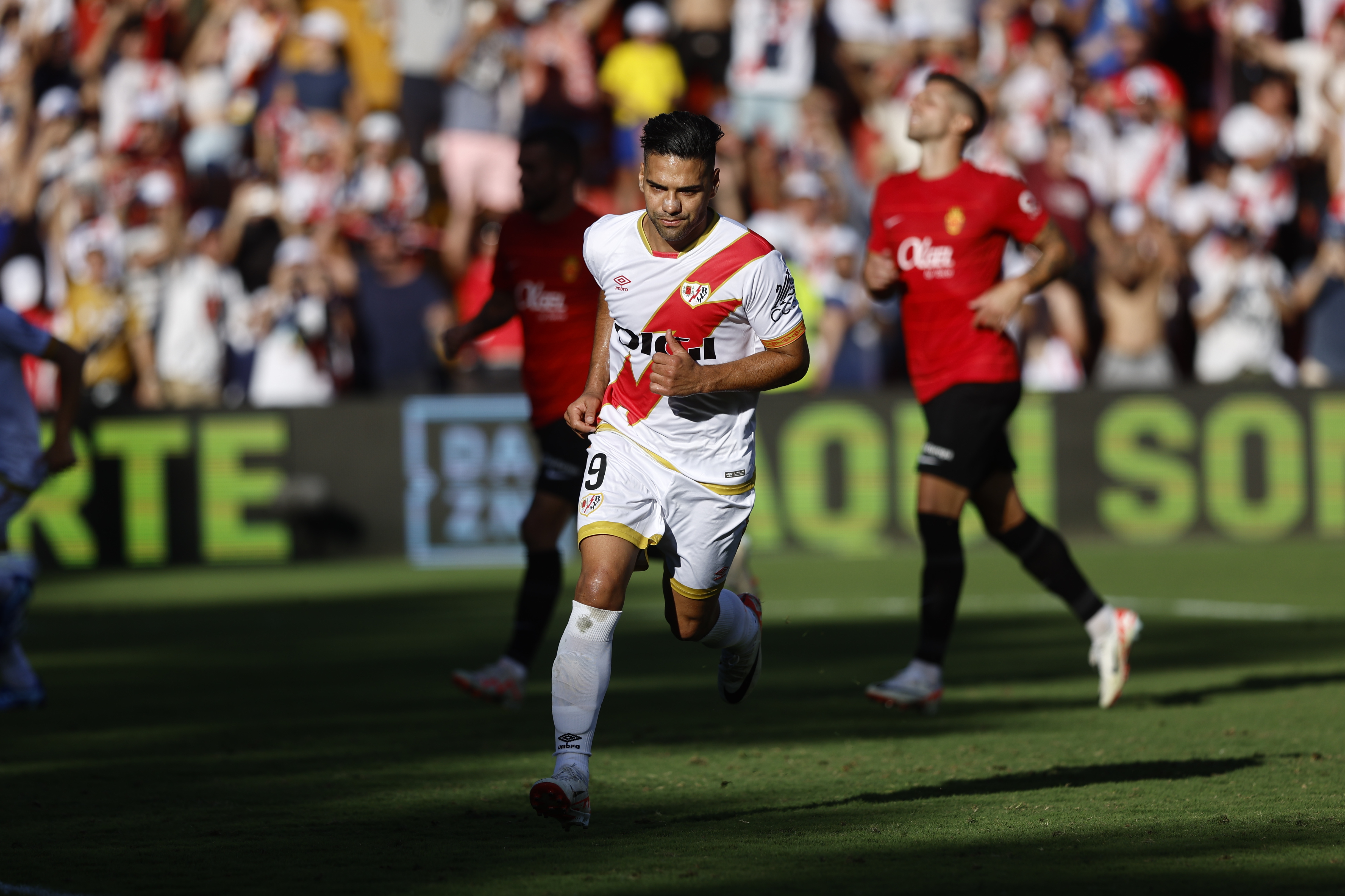 La polémica decisión del Rayo Vallecano que podría perjudicar el futuro de Falcao