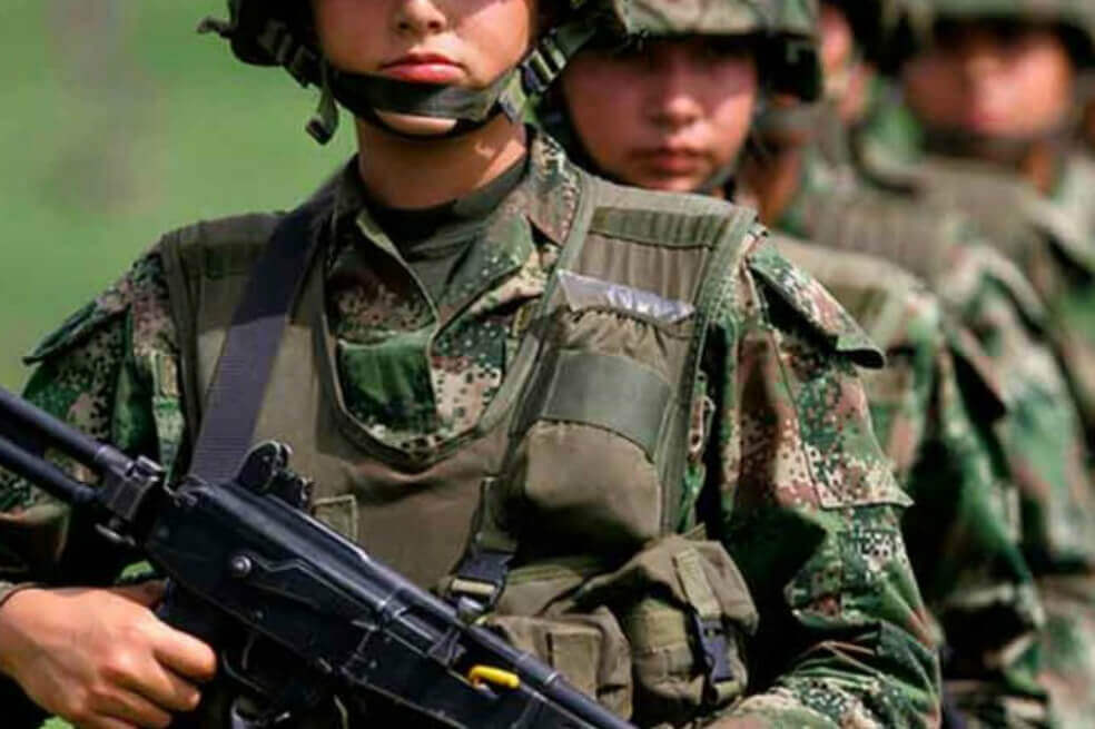 Piden suspender contrato de $387.000 millones para compra de medicamentos en el Ejército