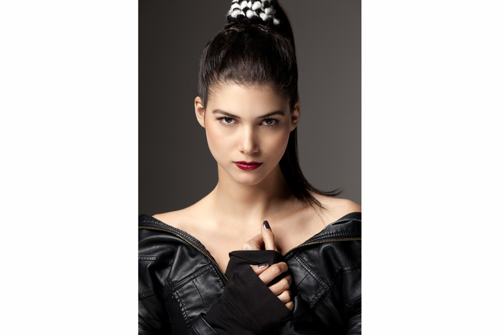 Abril Schreiber, mujer de novela
