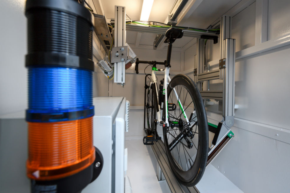 UCI controlará las bicicletas con rayos X contra el fraude tecnológico