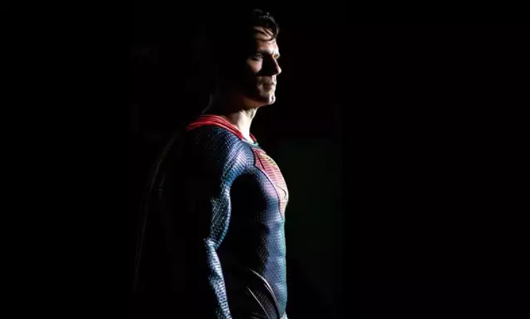 “No regresaré como Superman”: te contamos porqué Henry Cavill abandona el papel