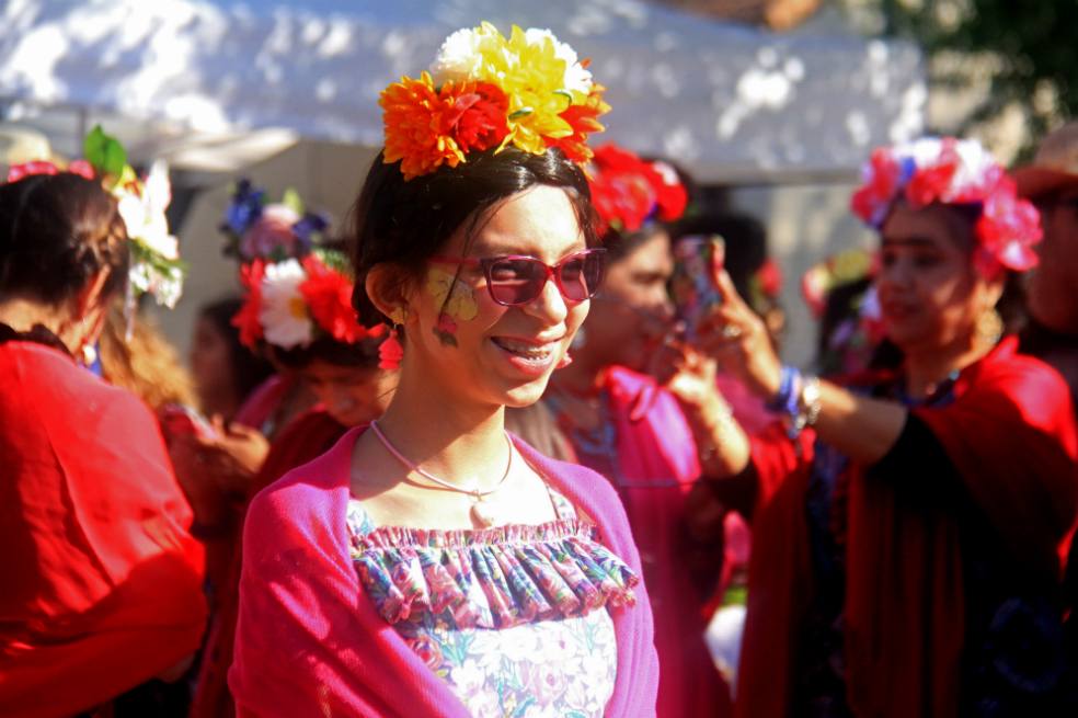 En imágenes: más de 250 personas vestidas como Frida Kahlo buscan récord mundial