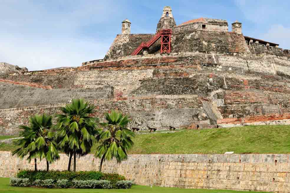 Colombia busca sacarle US$6.000 millones al turismo
