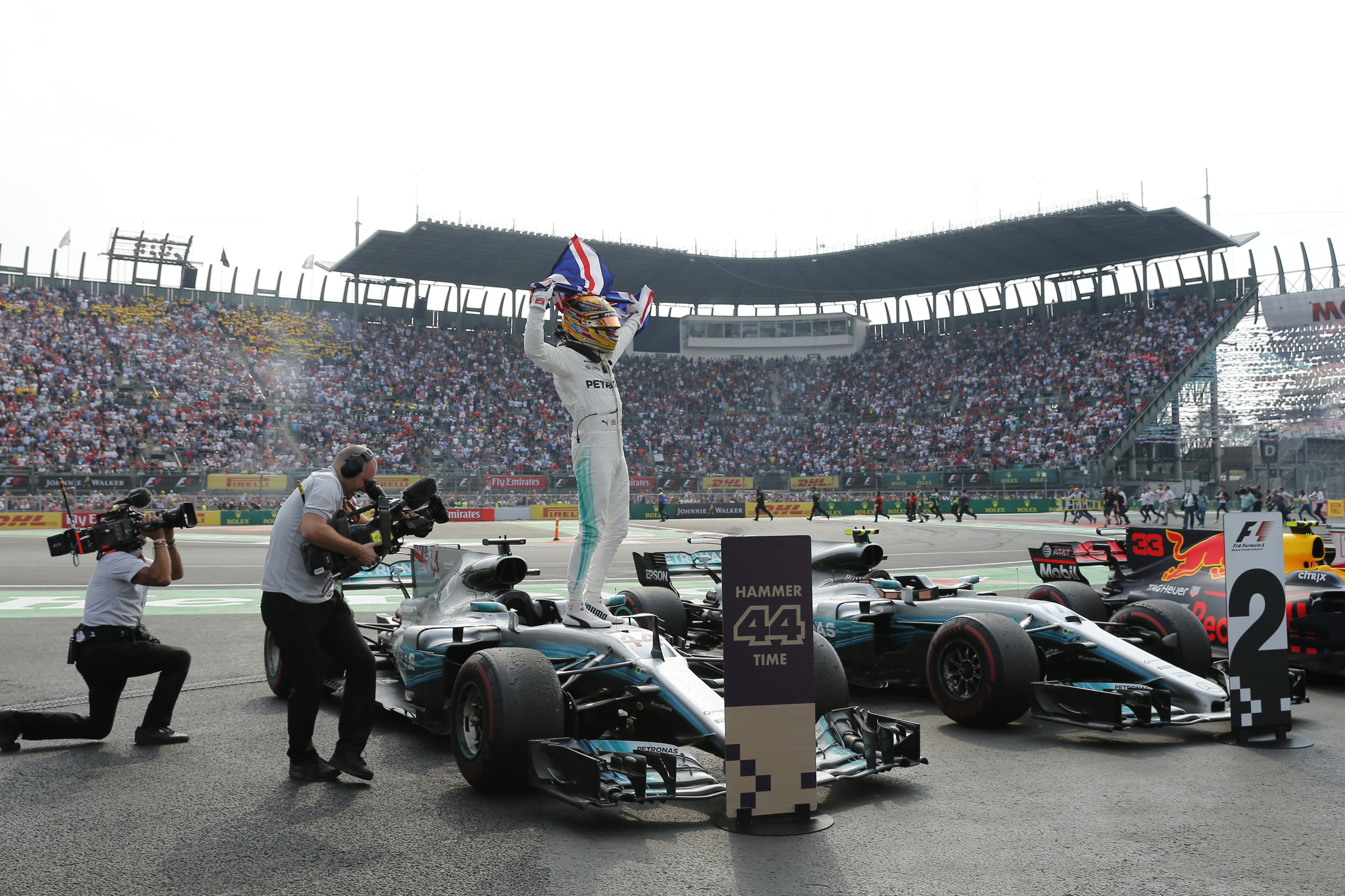 Hamilton y su relación con leyendas del atletismo