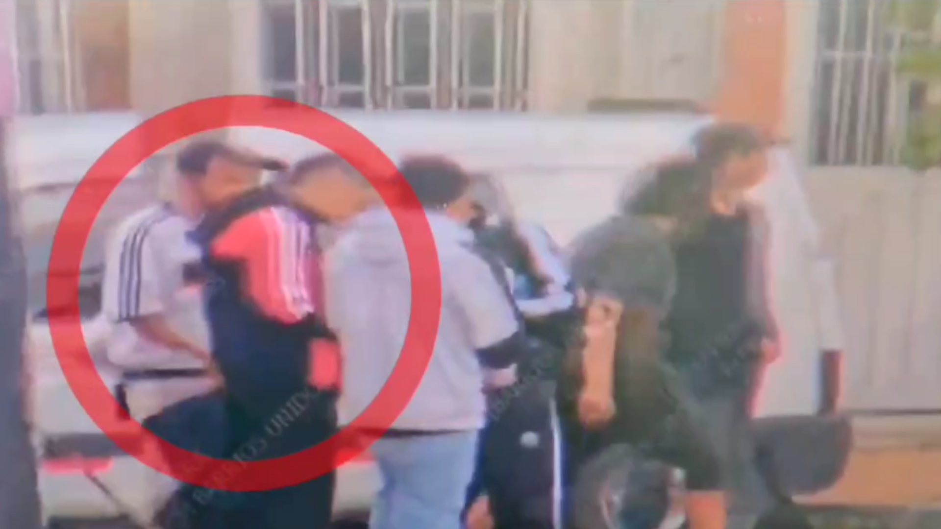 Persecución en Barrios Unidos terminó con dos capturados por tráfico de drogas