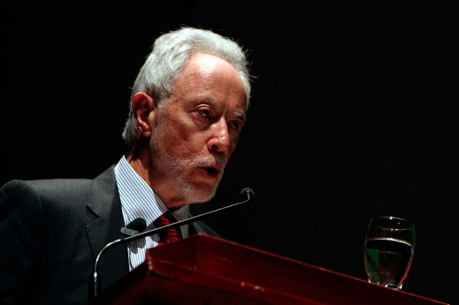 Premio Nobel de Literatura J. M. Coetzee presentó texto inédito en Bogotá