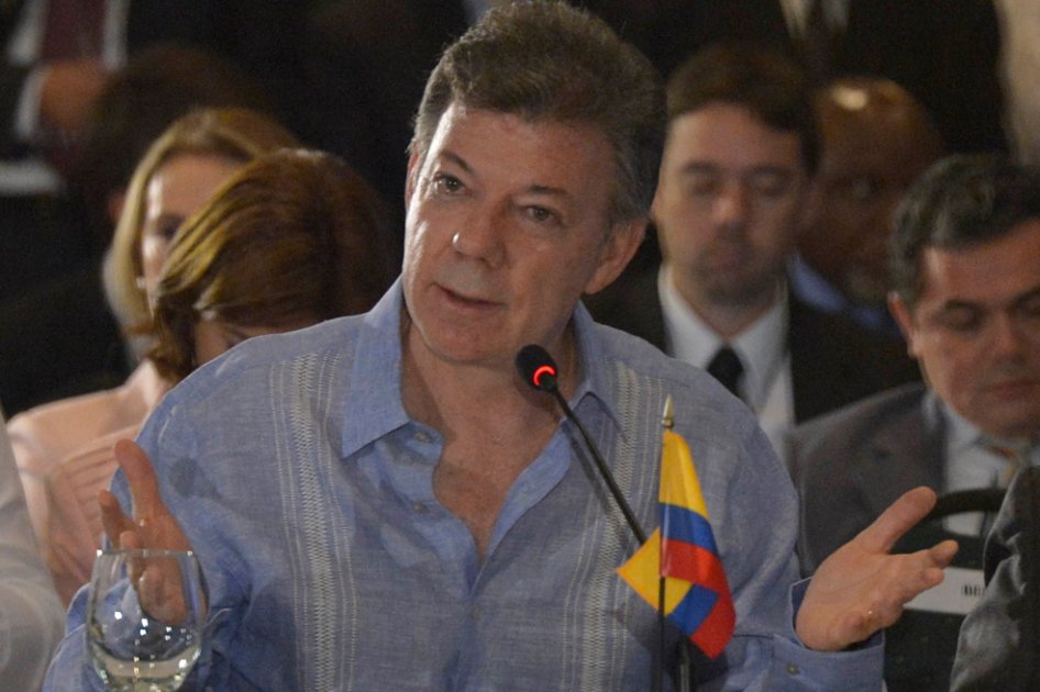 "Aquí les ofrecemos a las Farc cambiar balas por votos": Santos