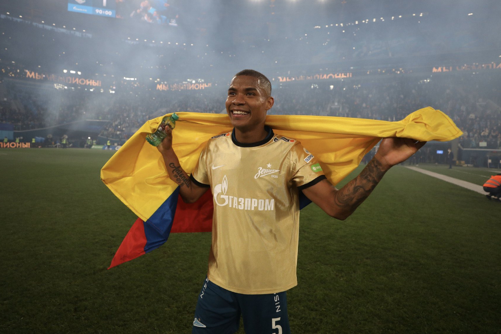 Wilmar Barrios festejó otro título en Rusia
