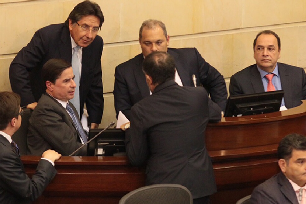 Equilibrio de poderes, a la recta final