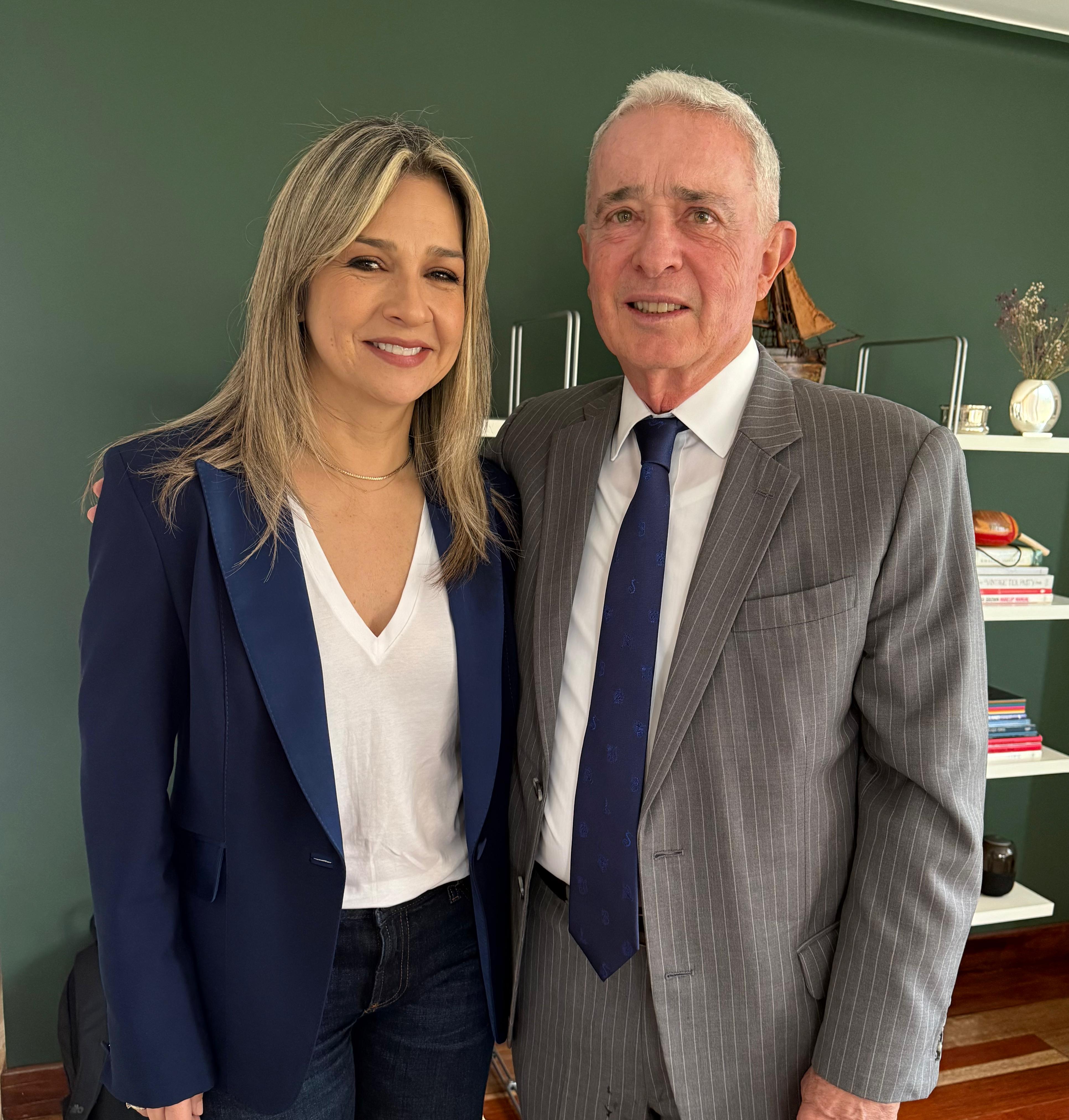 Vicky Dávila y expresidente Uribe se reunieron en Medellín: ¿de qué hablaron?