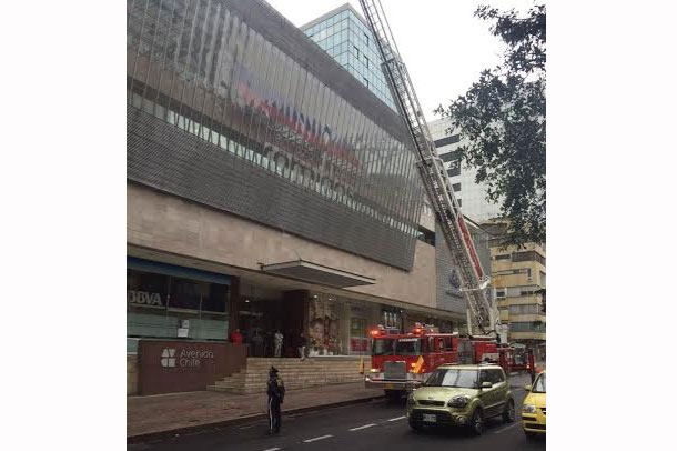 Fuertes vientos en Bogotá causan emergencias en varios puntos