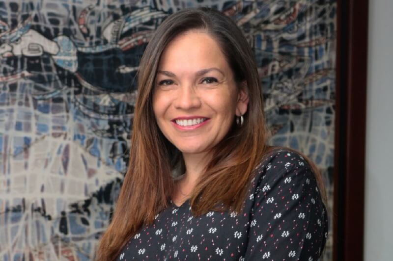 Diana Saray Giraldo celebra los cien años de Vanguardia quitándose el apellido “Liberal”