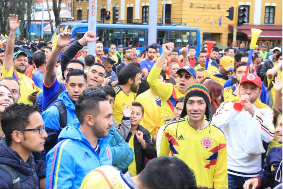 Más de 5.000 personas vieron a la selección en pantallas gigantes de Bogotá