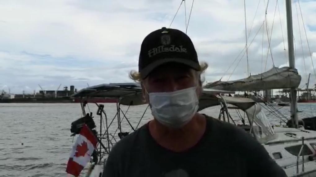 Velero canadiense rescatado por la Armada en el Pacífico volverá al mar tras tres meses