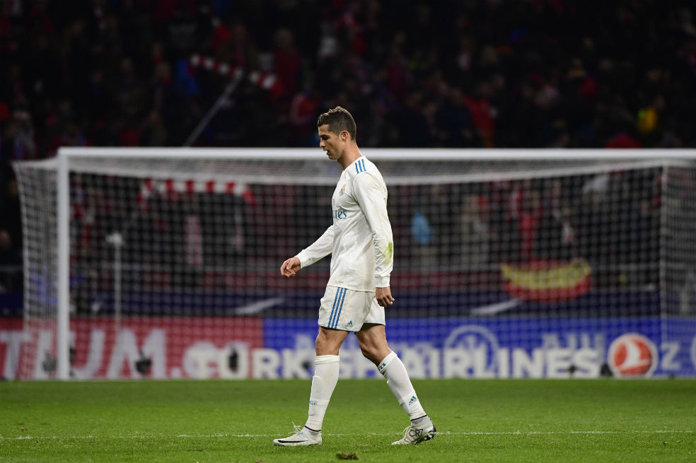 El derbi de Madrid decepciona y termina sin dueño: el Barcelona se escapa